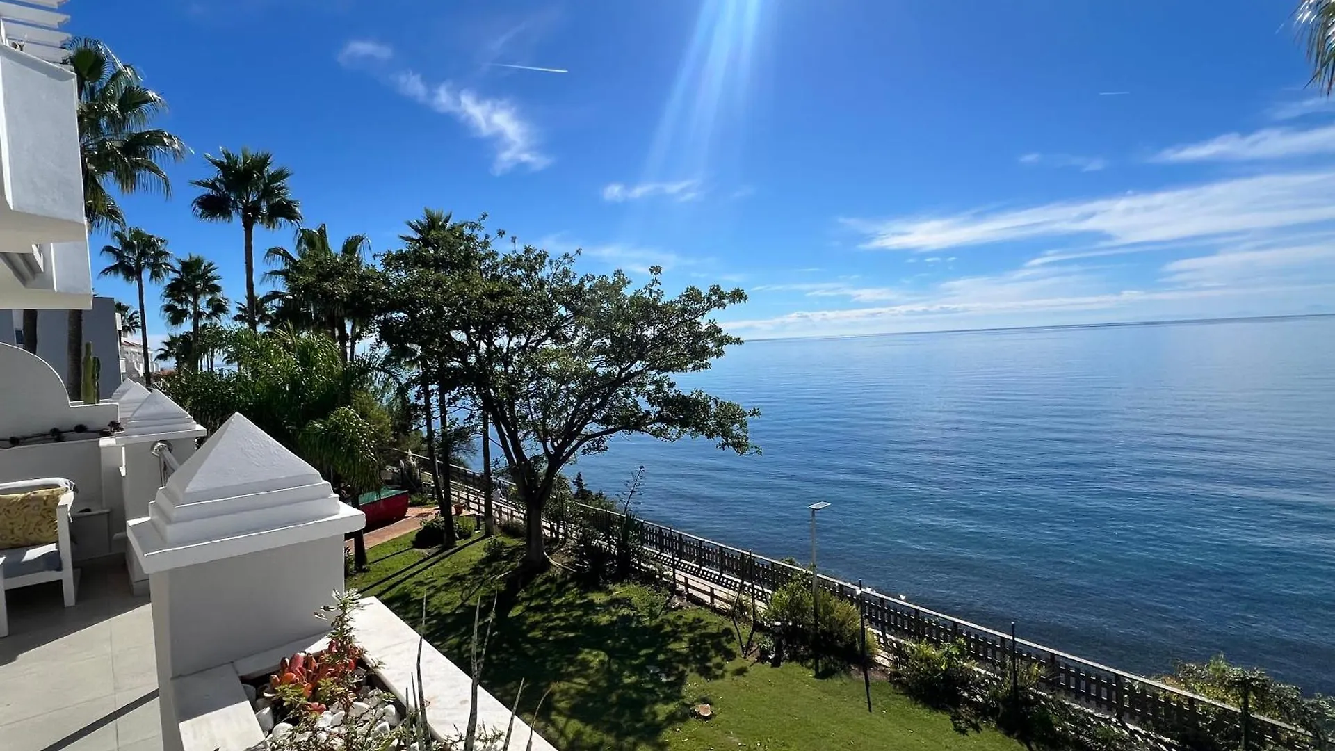 Estepona Beach Front Apartment With Stunning Sea Views 0*,  Španělsko